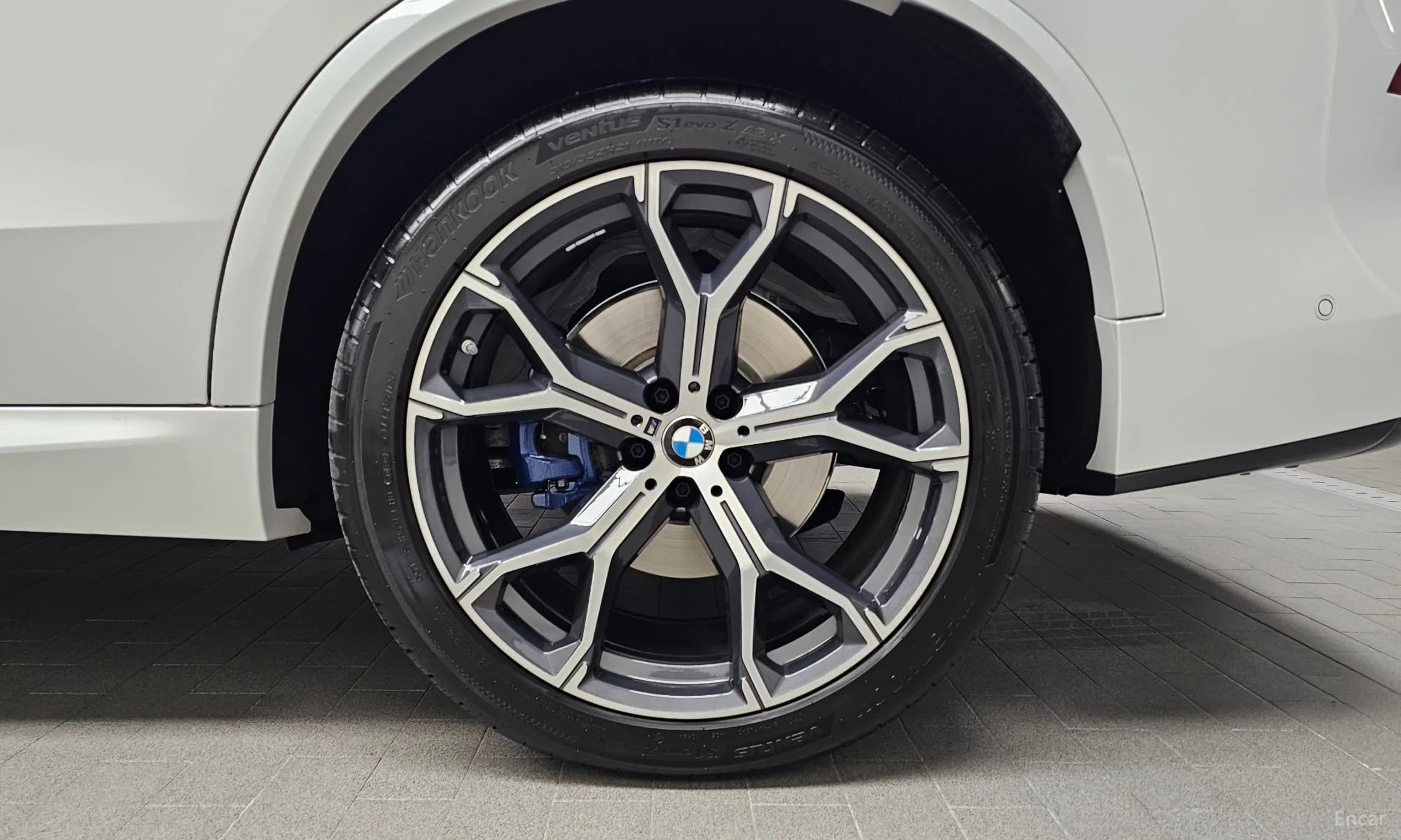 X5 (G05)