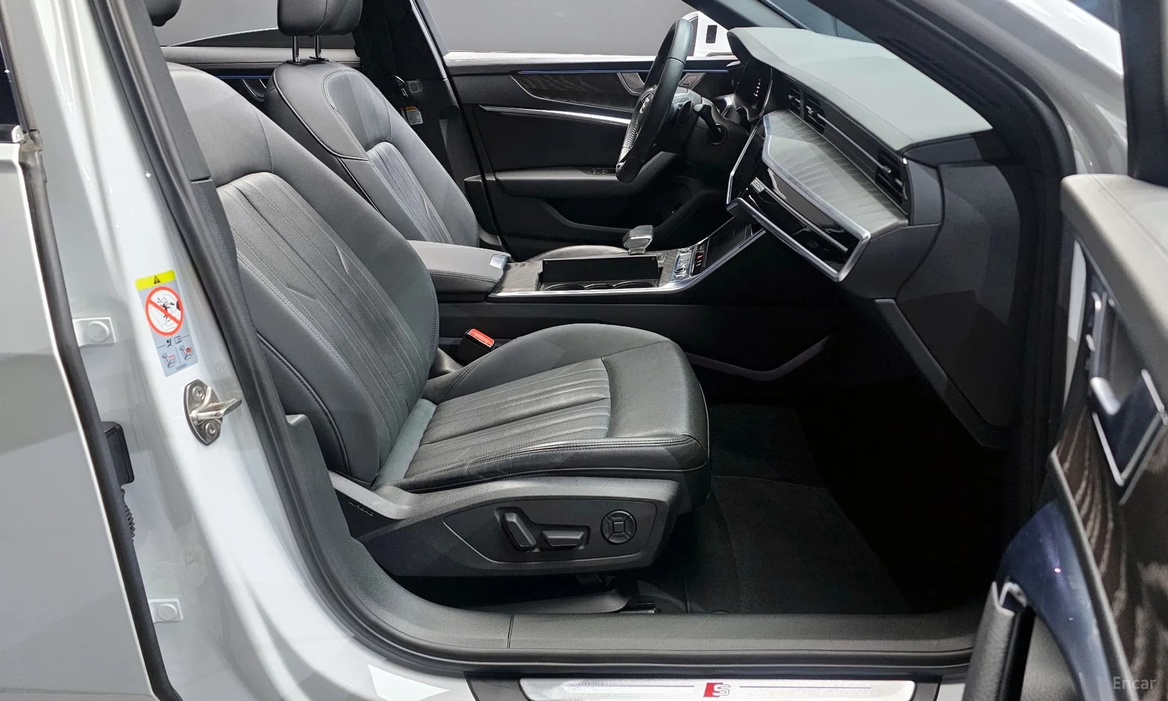 A6 (C8)