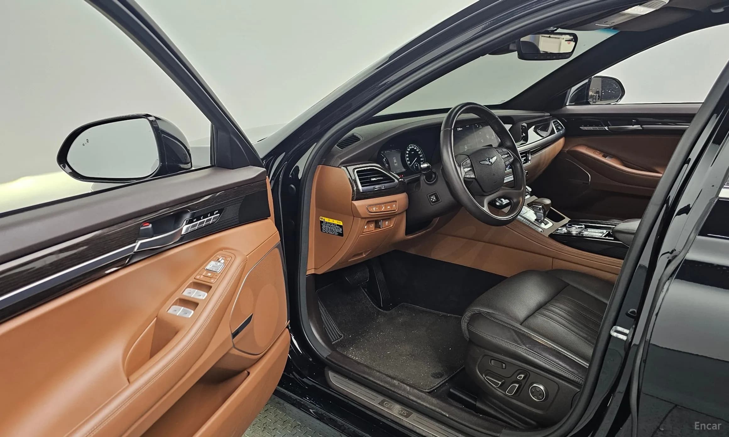 G90