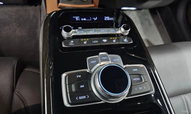 G90