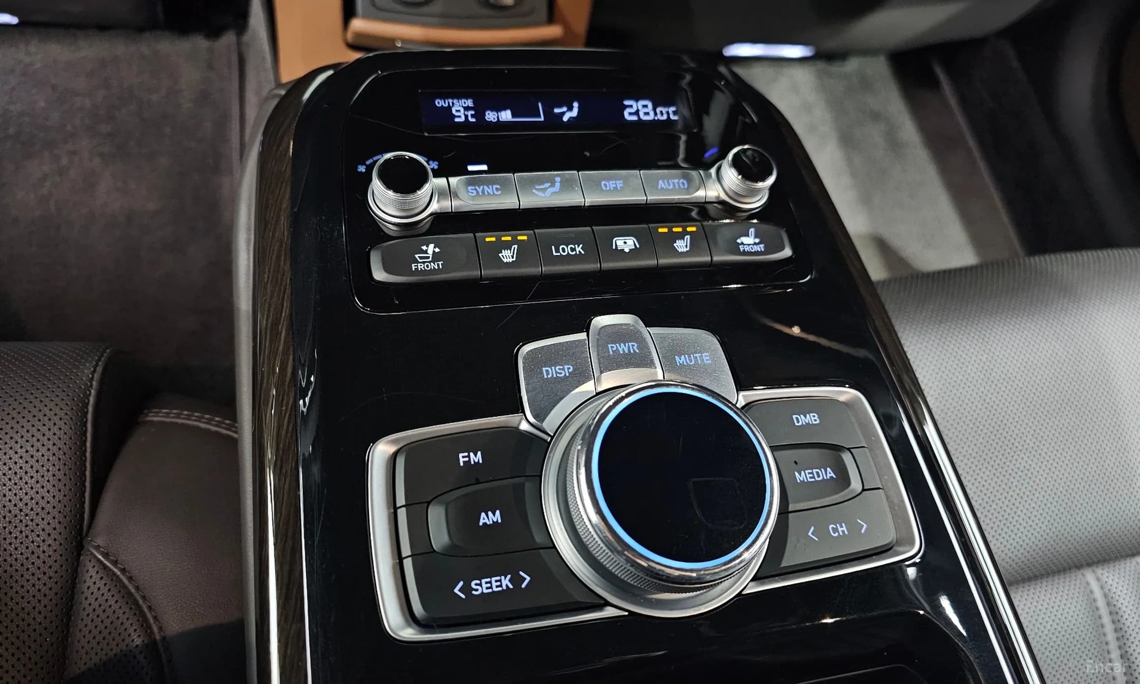 G90