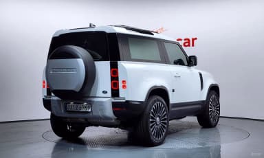 Defender (L663)