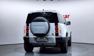 Defender (L663)