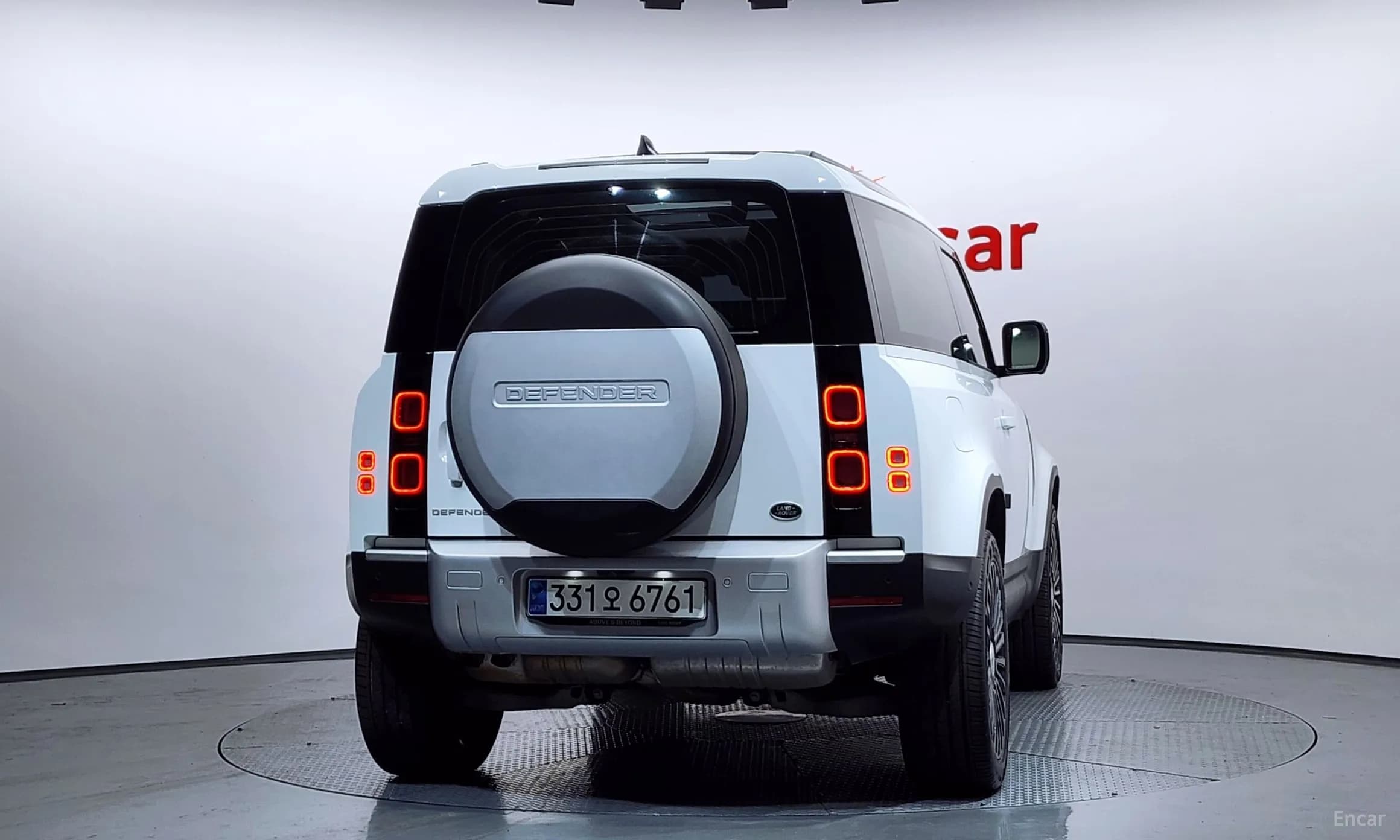 Defender (L663)