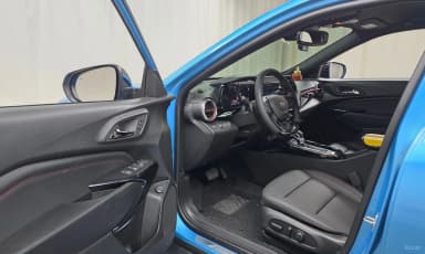 Trax Crossover