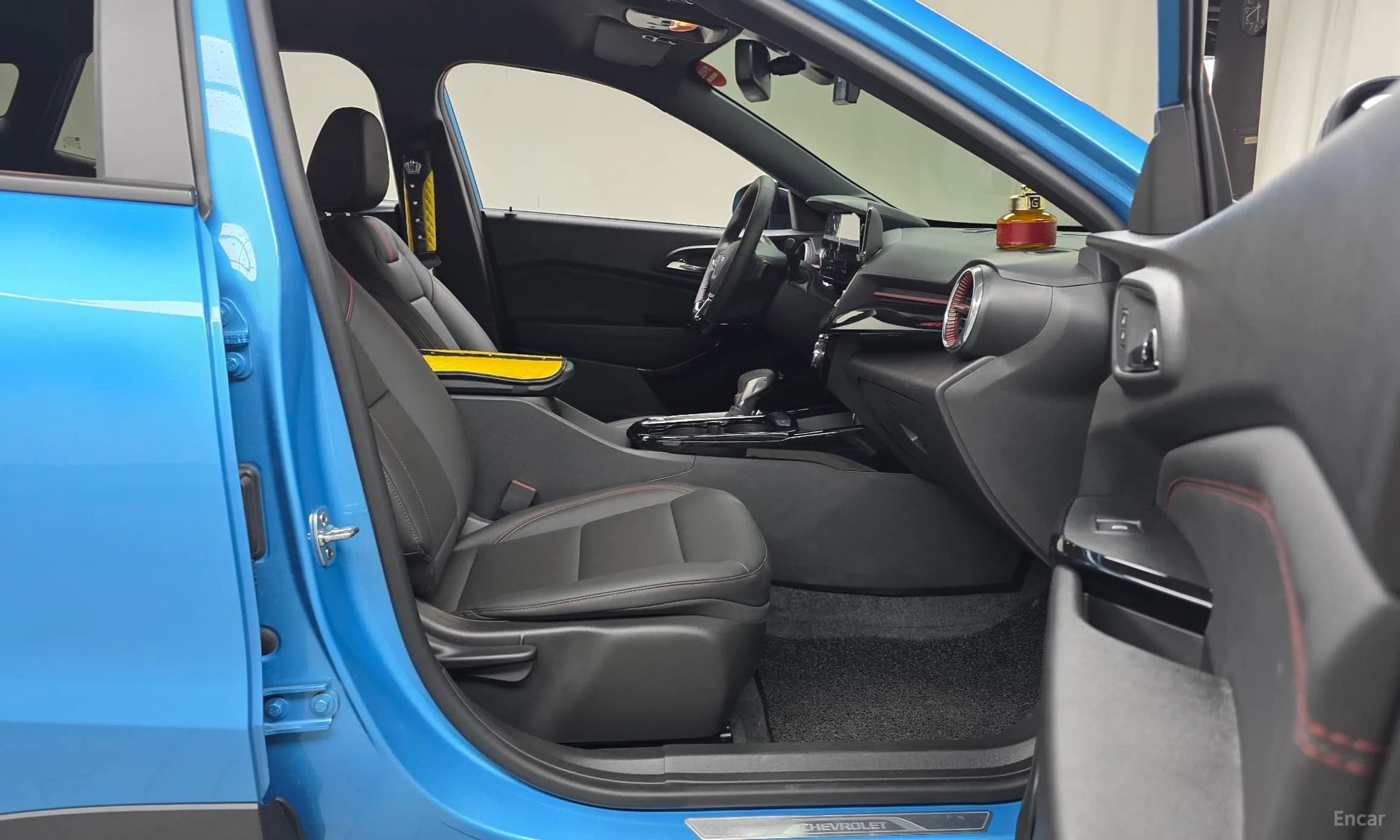 Trax Crossover