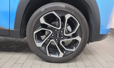 Trax Crossover