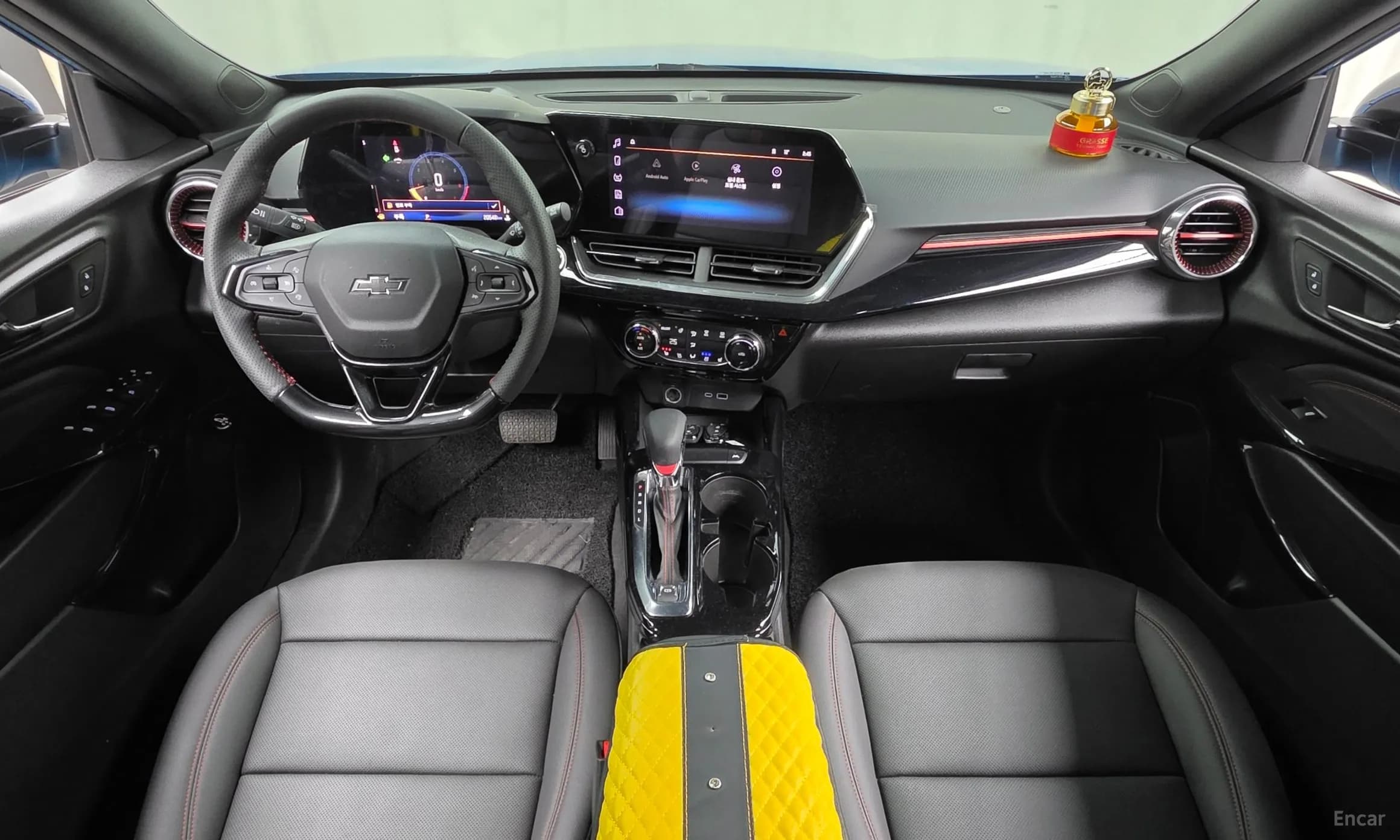 Trax Crossover
