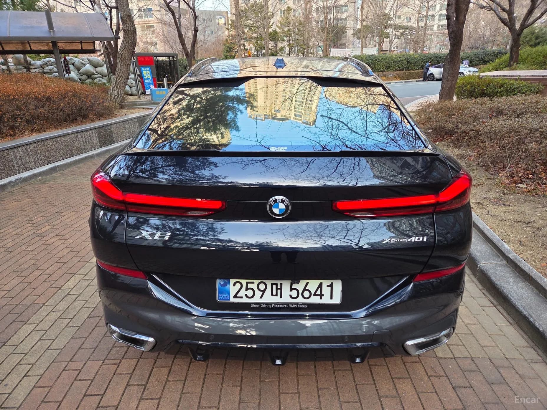 X6 (G06)