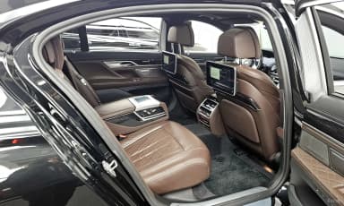 7 Series (G11)