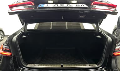 7 Series (G11)