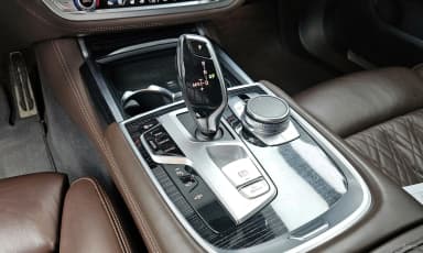 7 Series (G11)