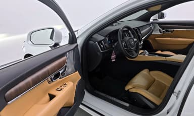 S90