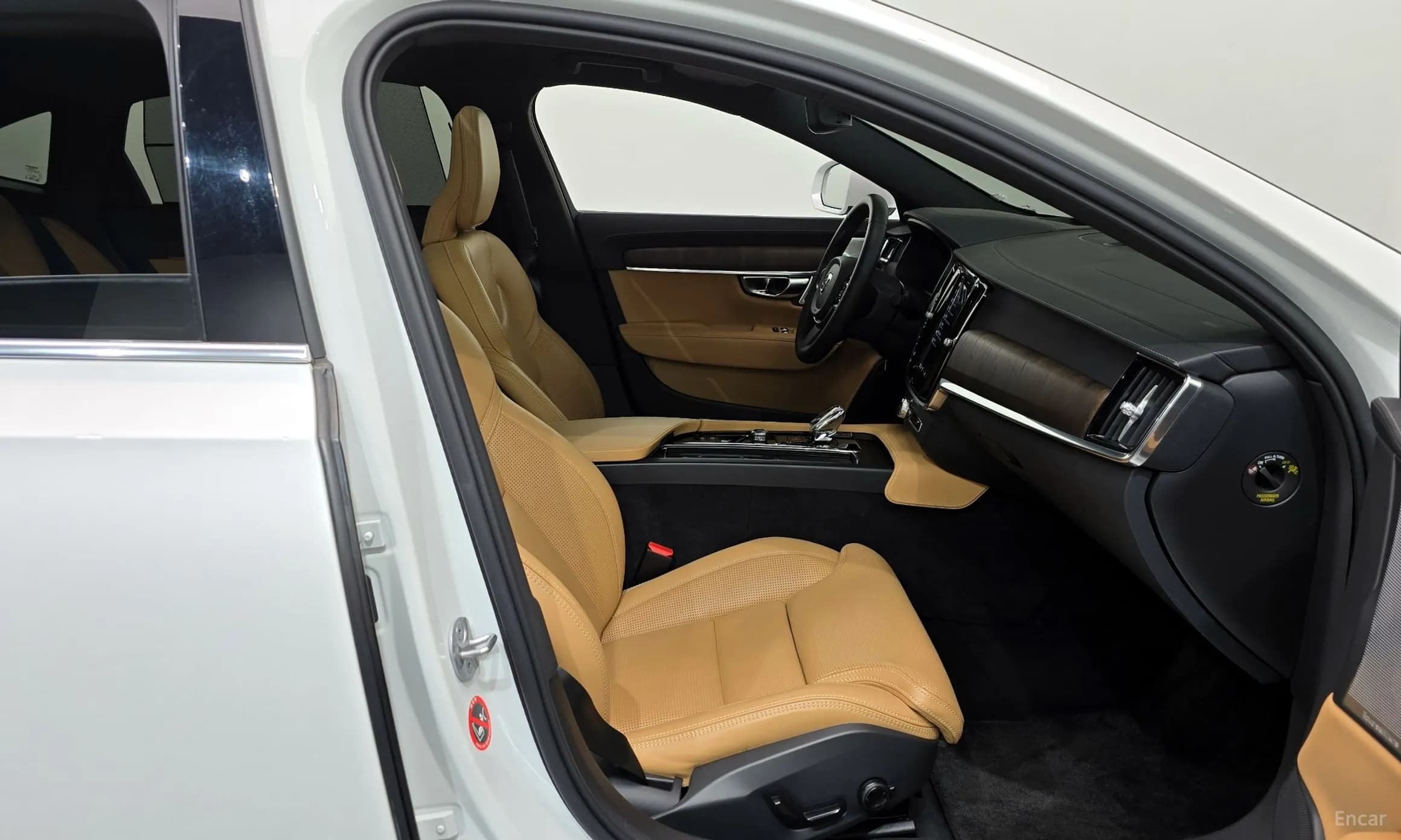 S90