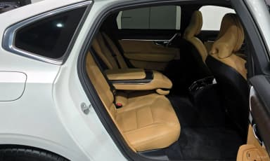 S90
