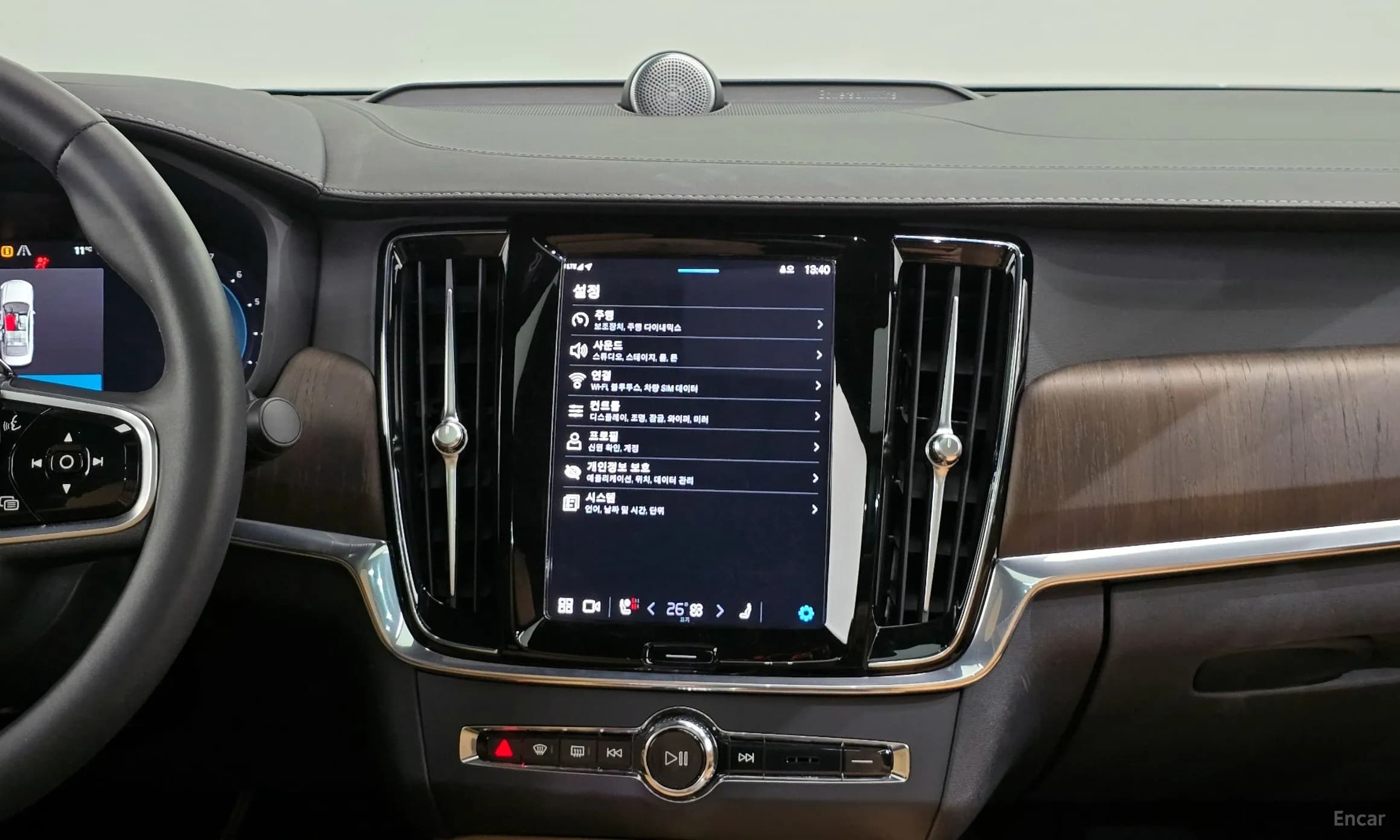 S90