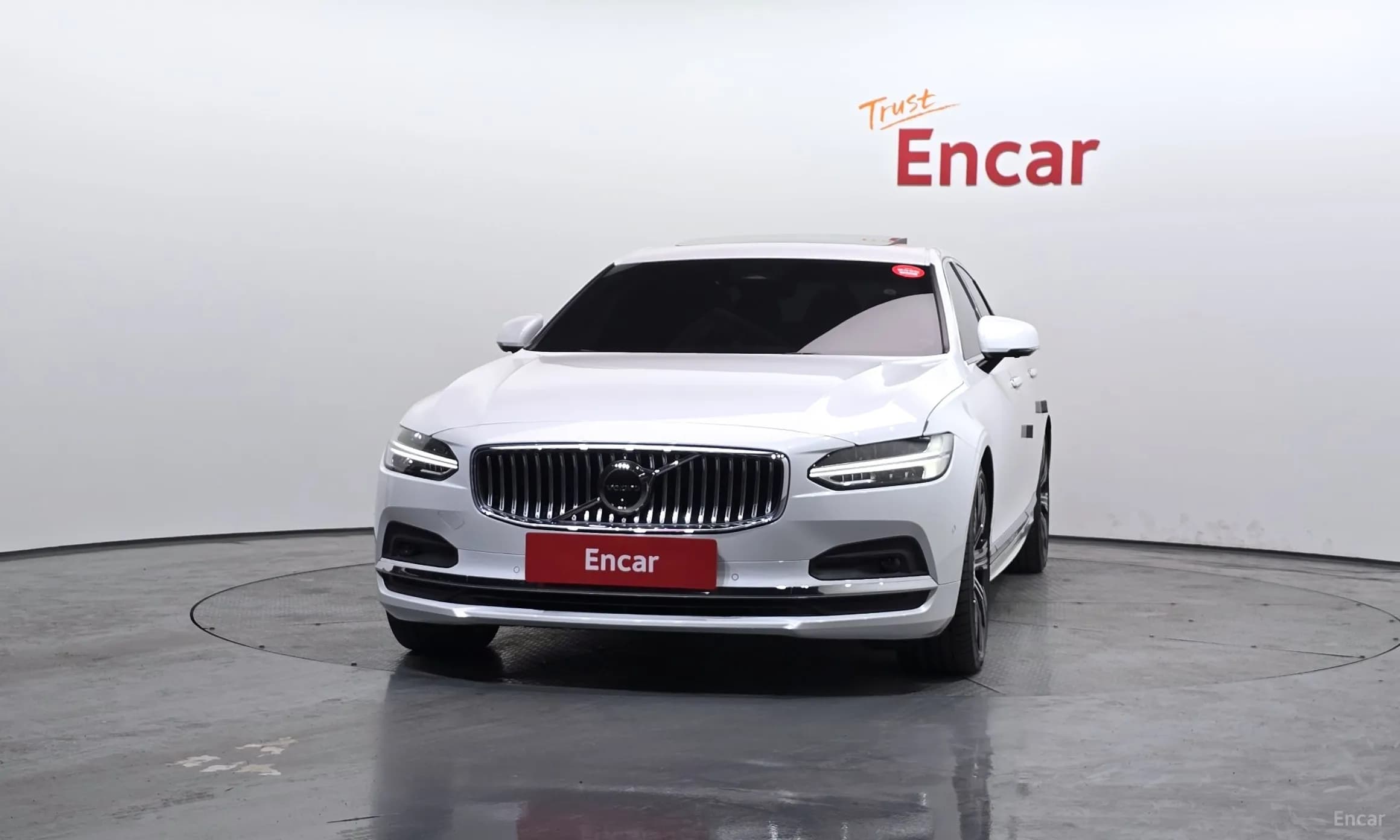 S90