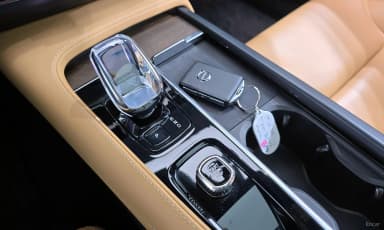 S90