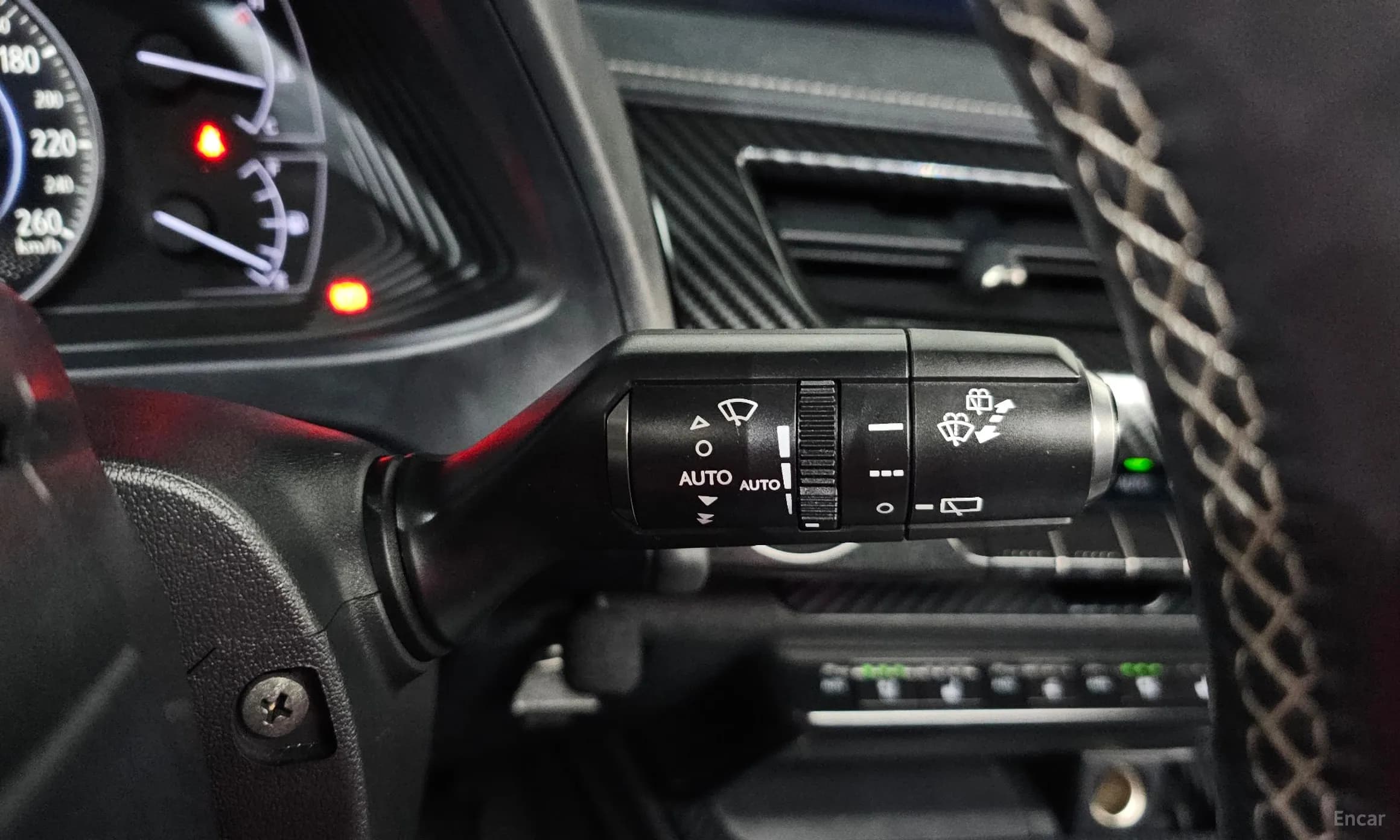UX250h