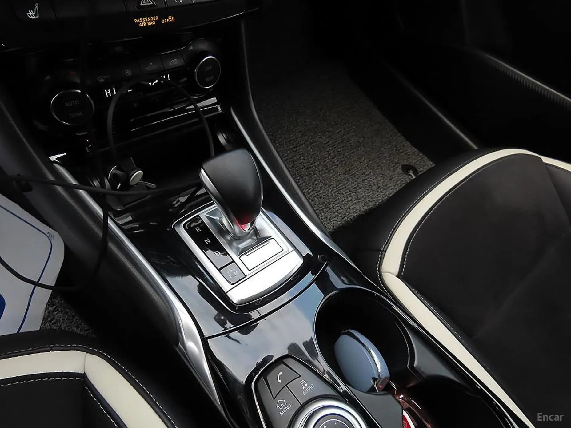 Q30