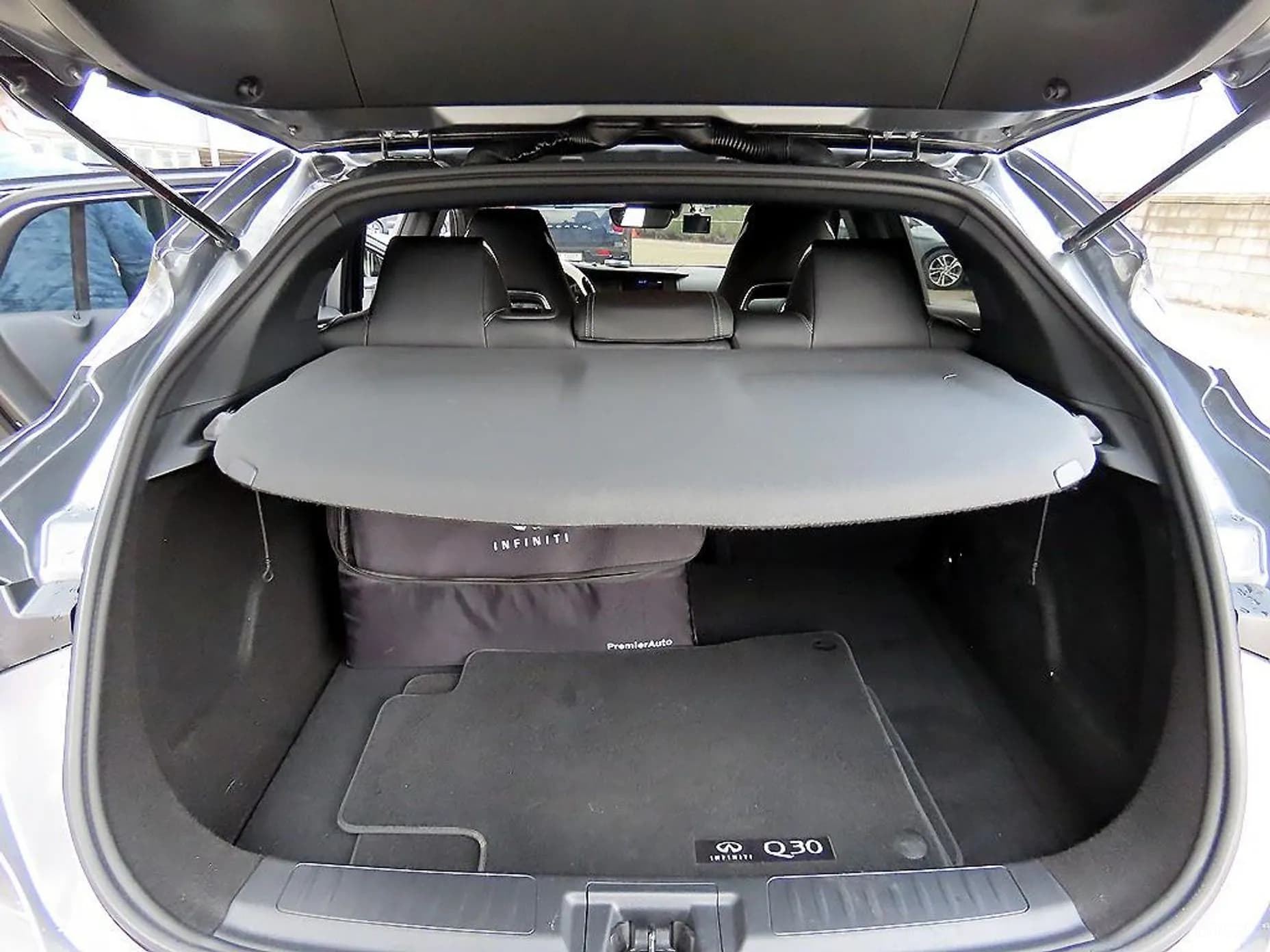 Q30
