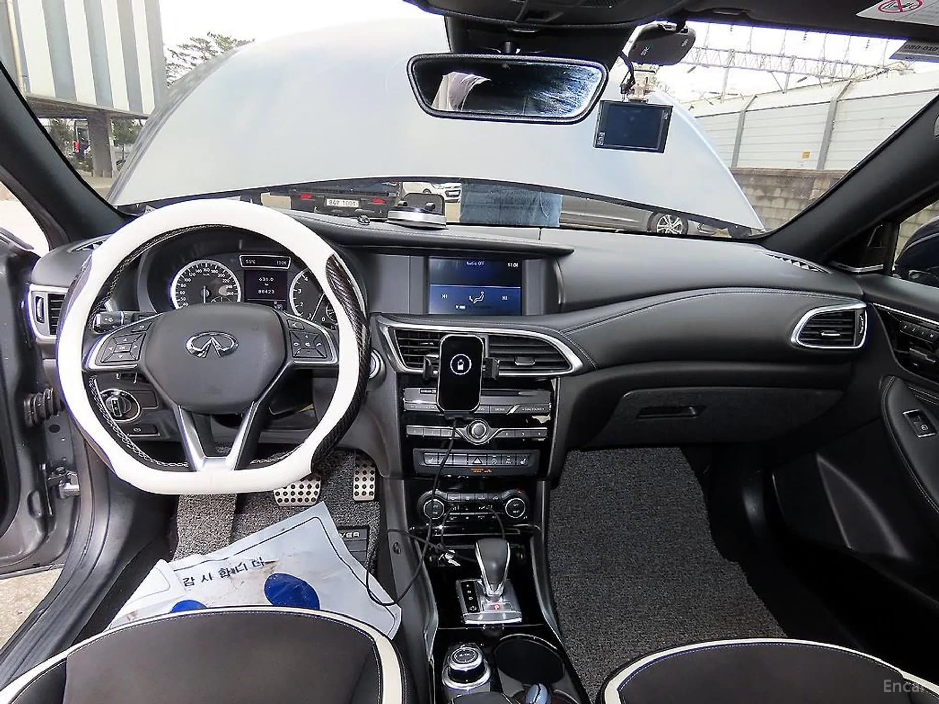 Q30