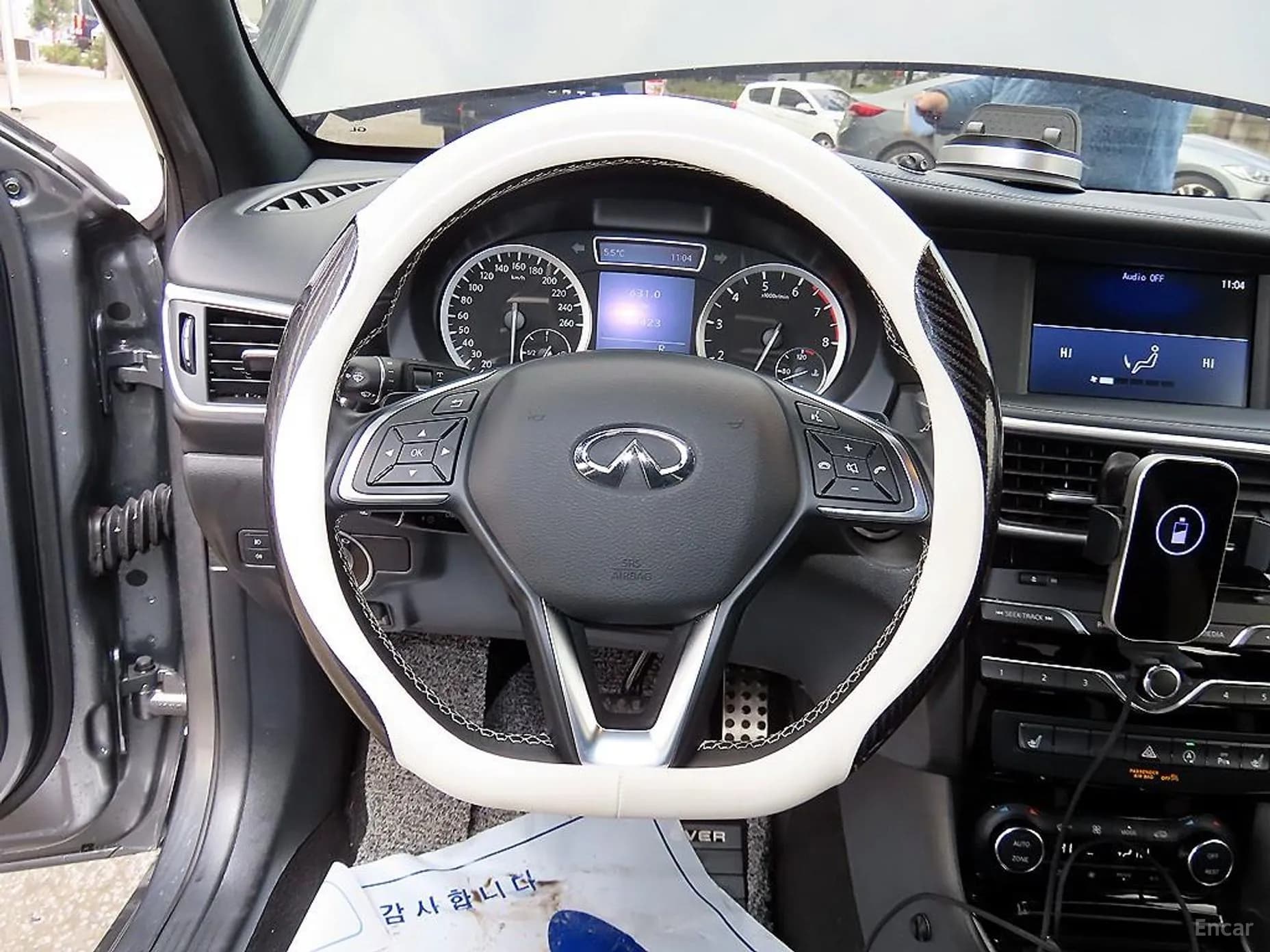 Q30