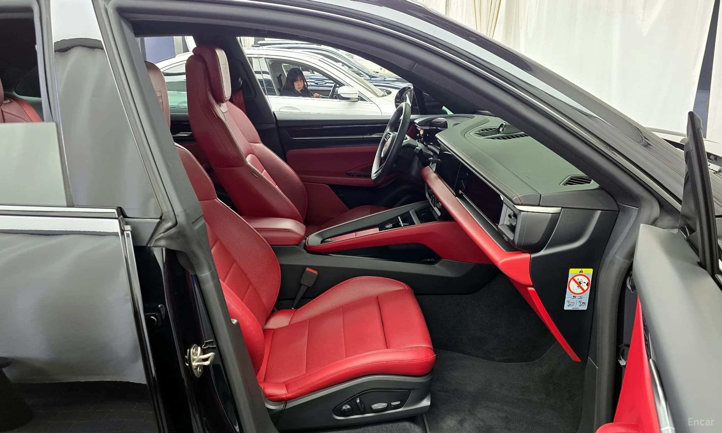Macan EV