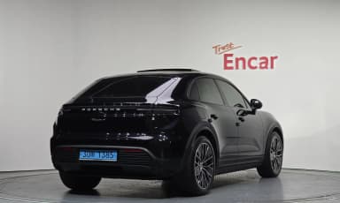 Macan EV