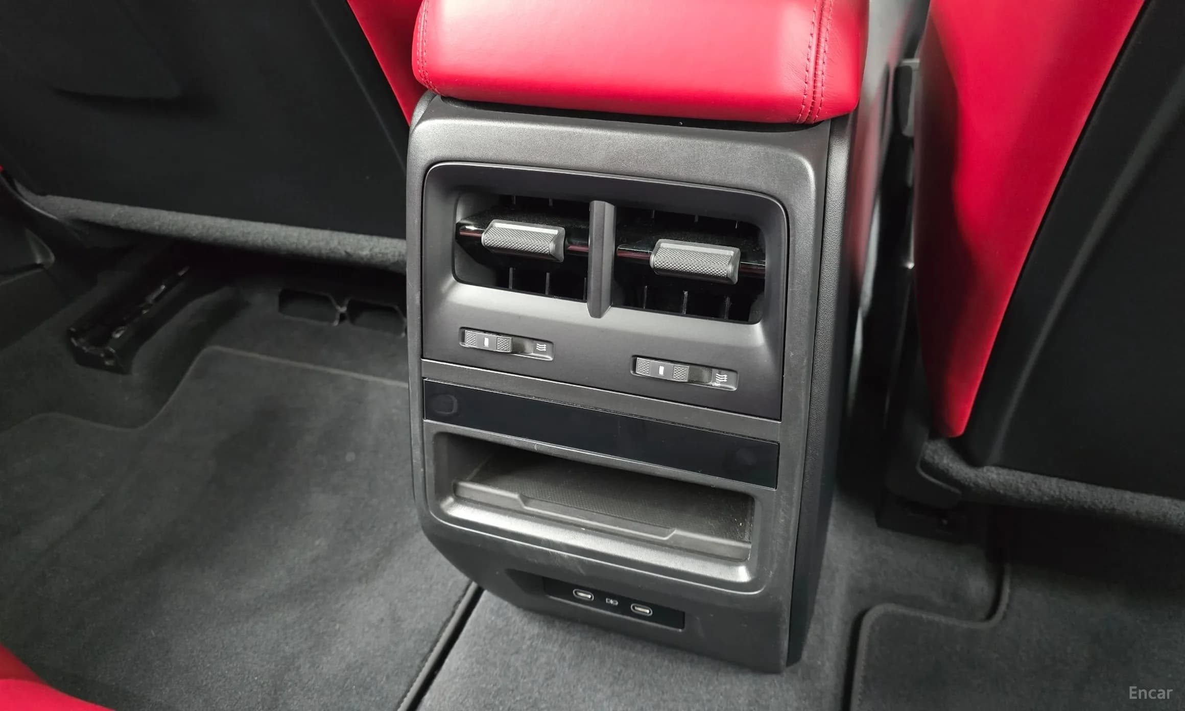 Macan EV