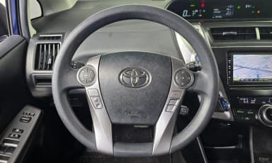 Prius V