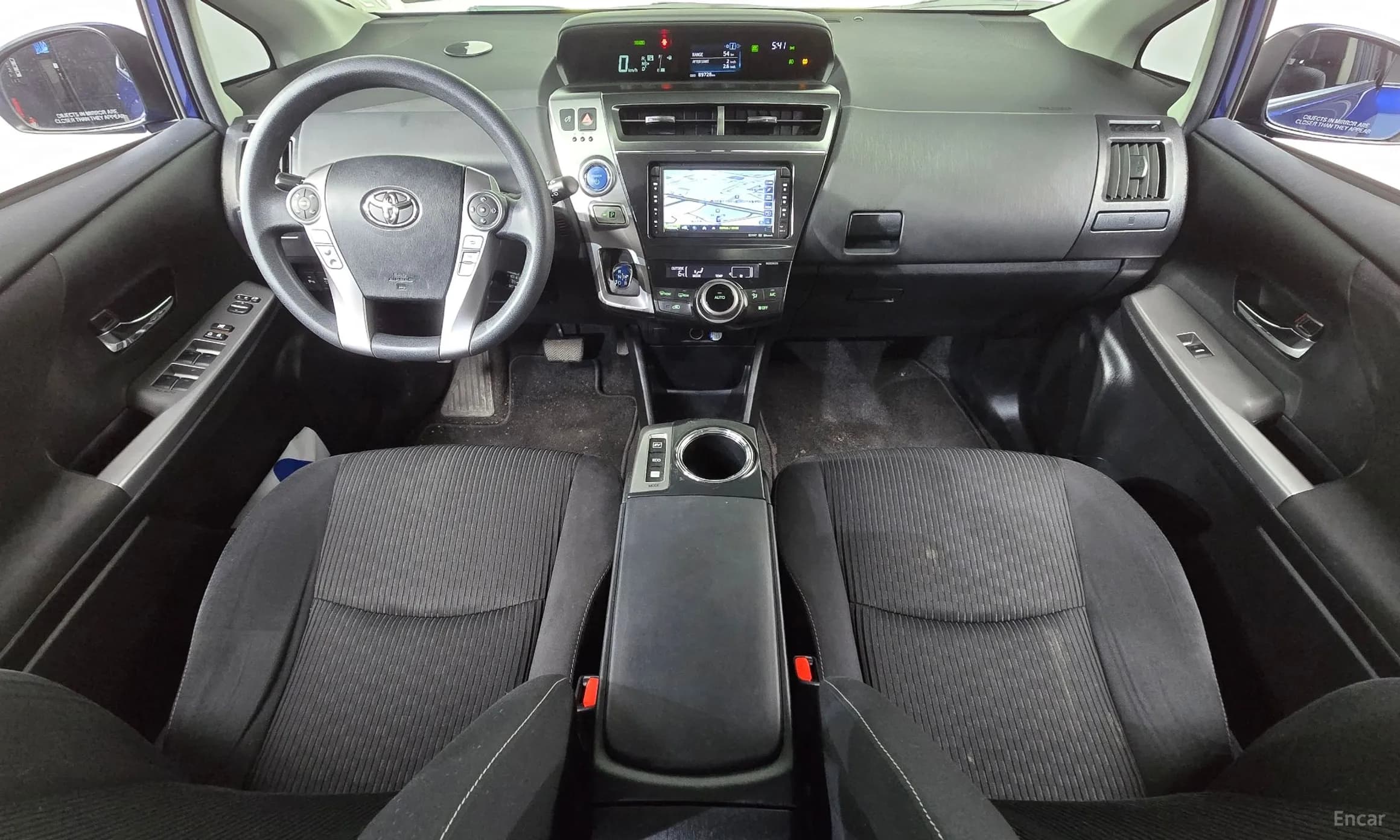 Prius V