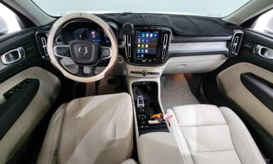 XC40