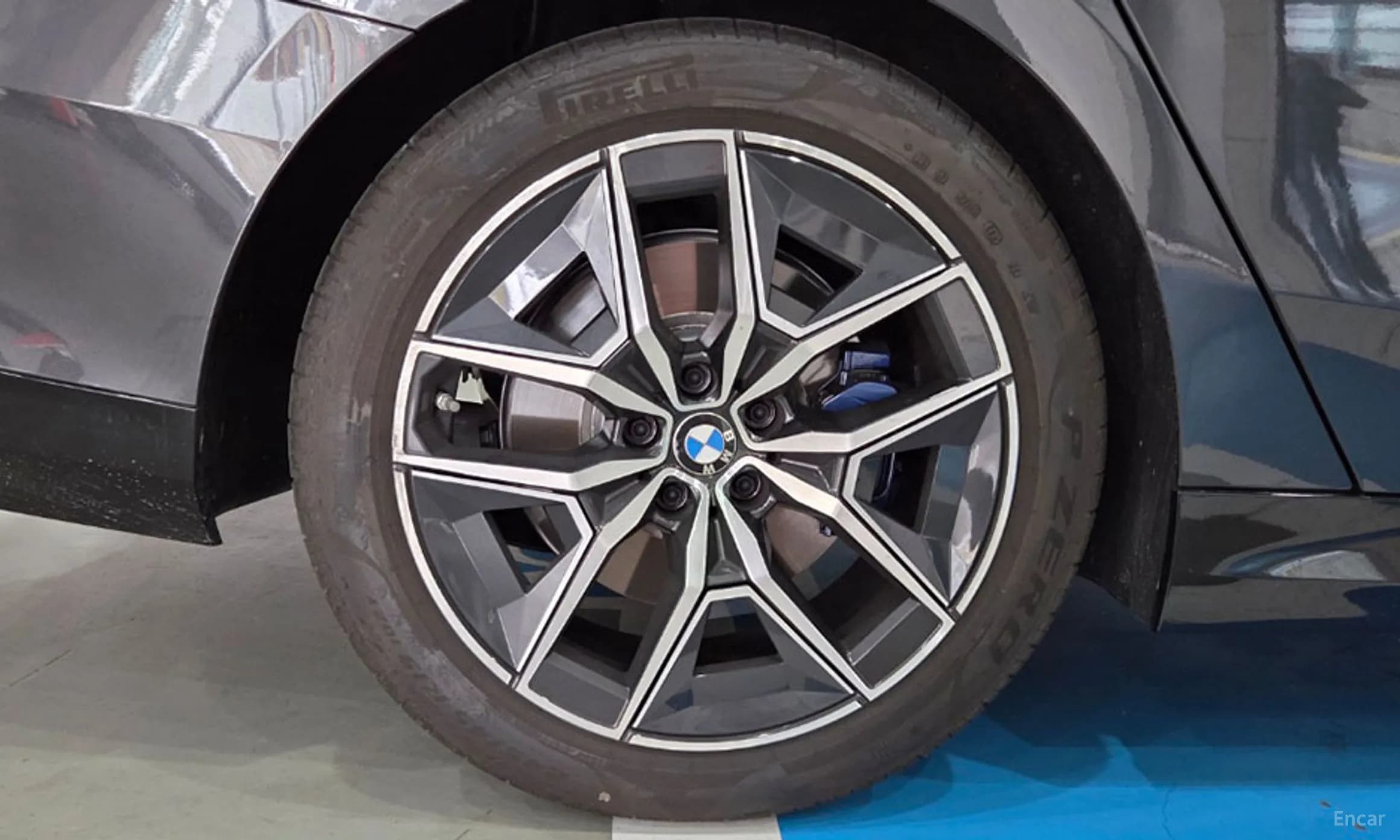 5 Series (G60)