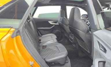 Q8 (4M)