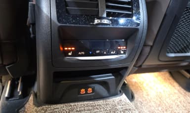 X4 (G02)