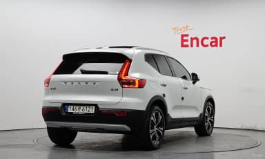 XC40