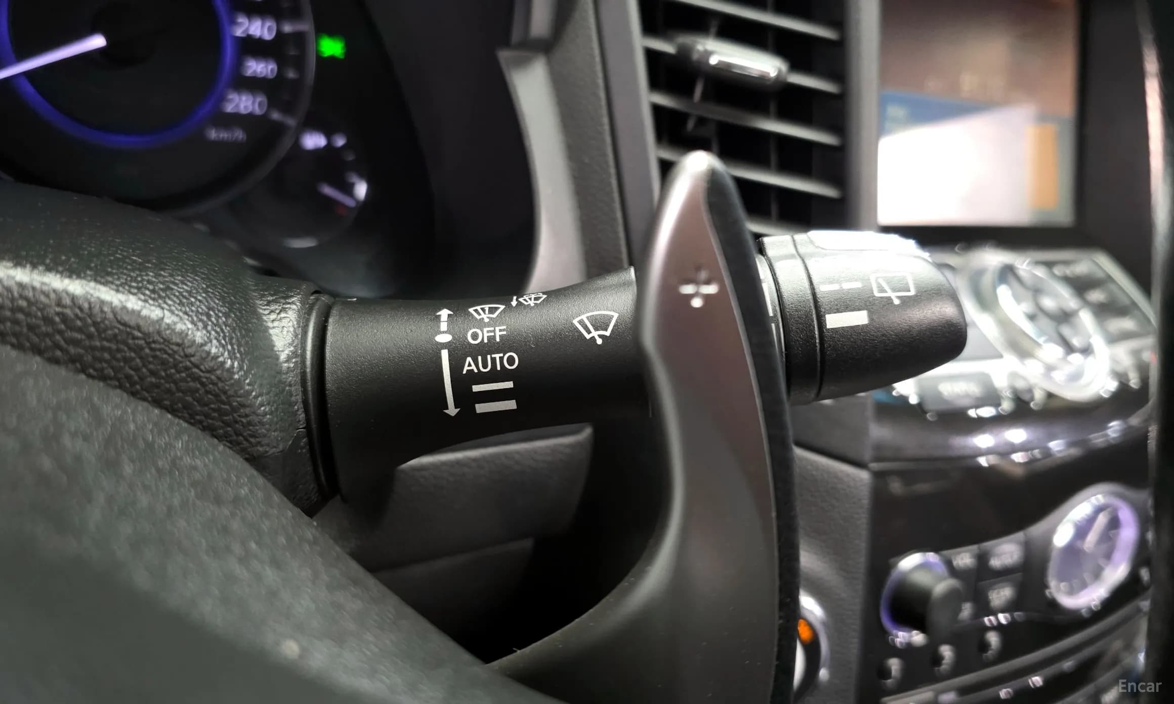 QX70
