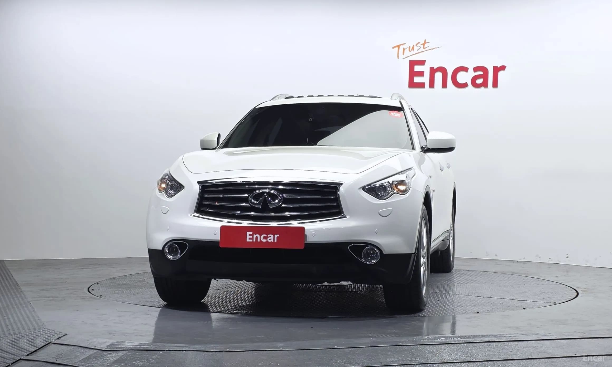QX70