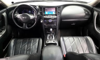 QX70
