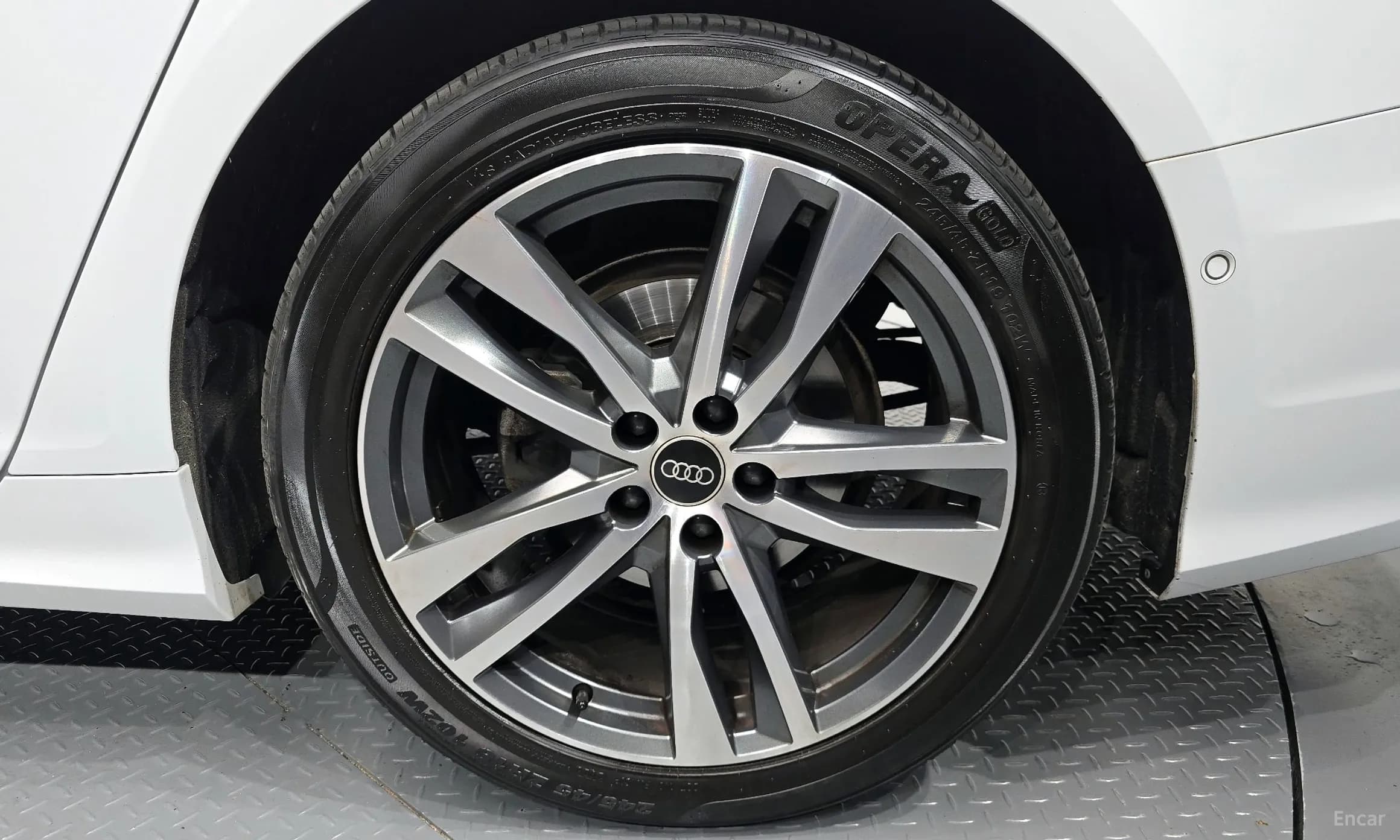 A6 (C8)