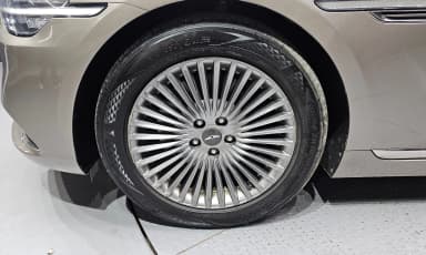G90