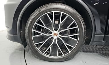 Macan EV
