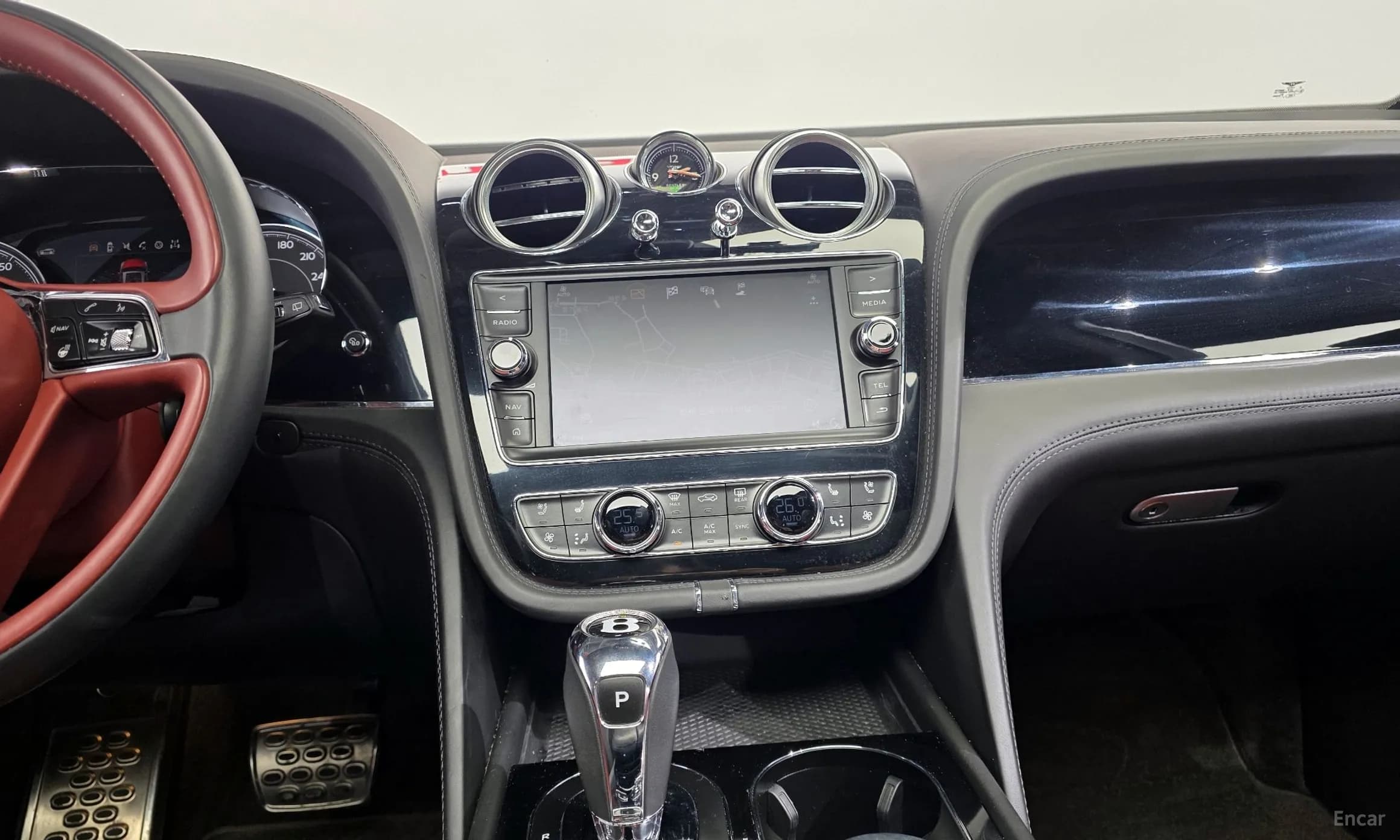 Bentayga