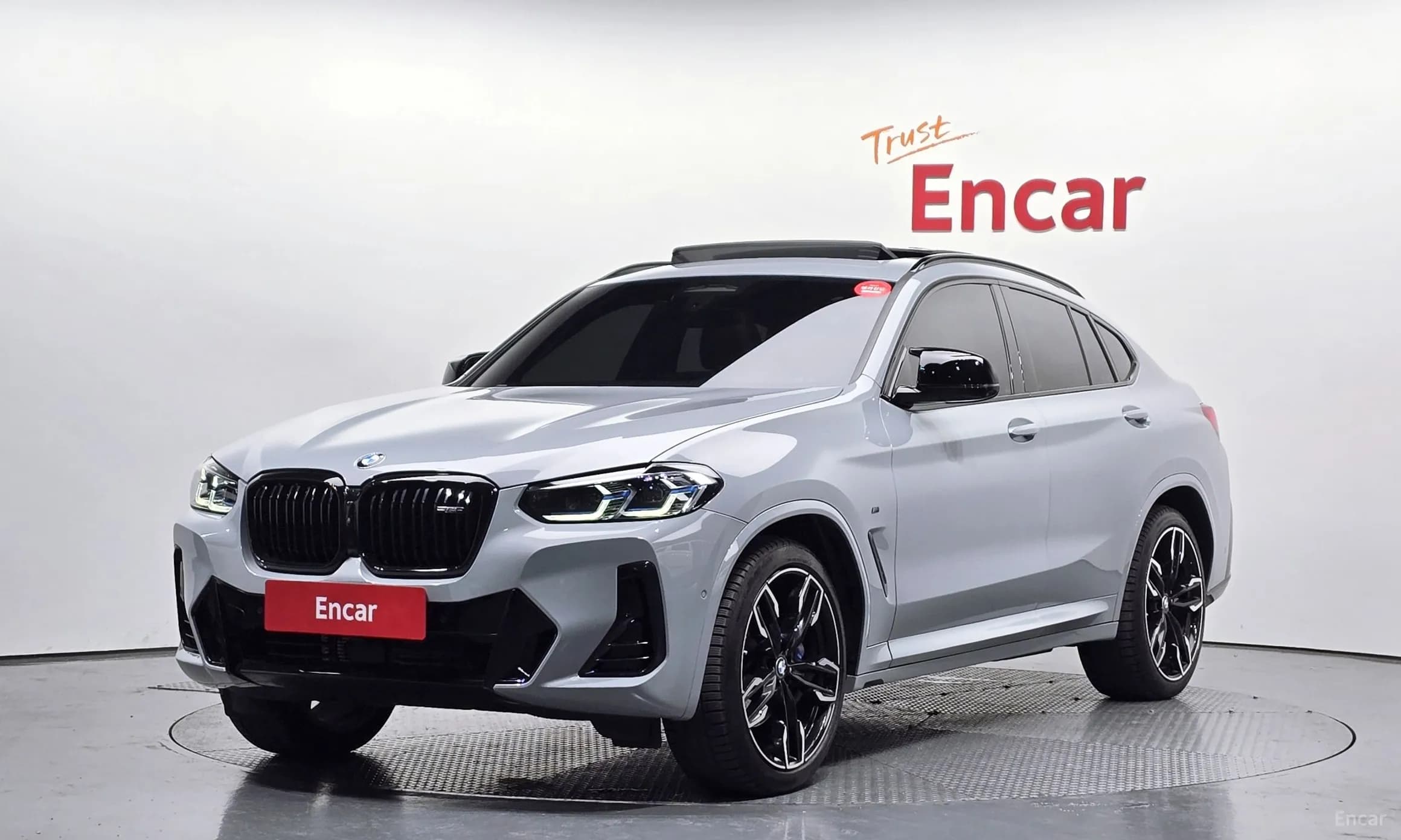 X4 (G02)