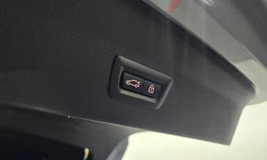X4 (G02)