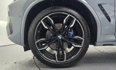 X4 (G02)