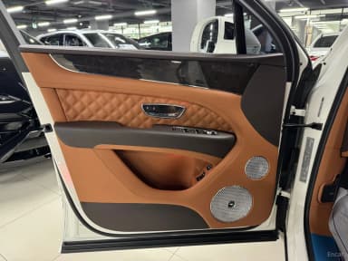 Bentayga