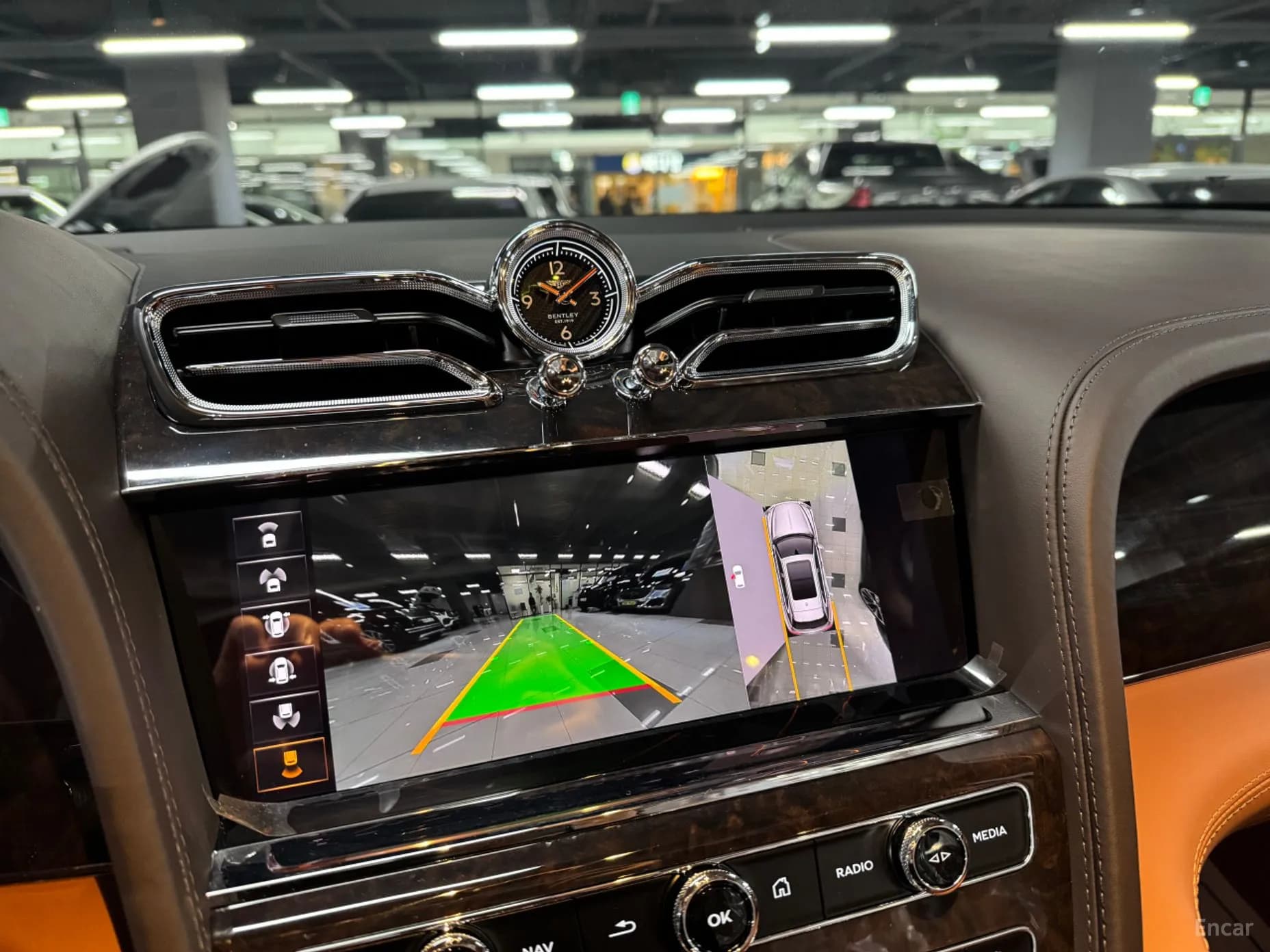 Bentayga