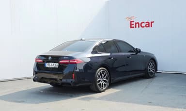 5 Series (G60)